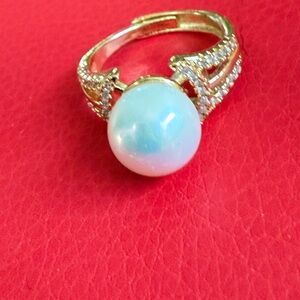 Elegant Gold and Blue Stone Ring